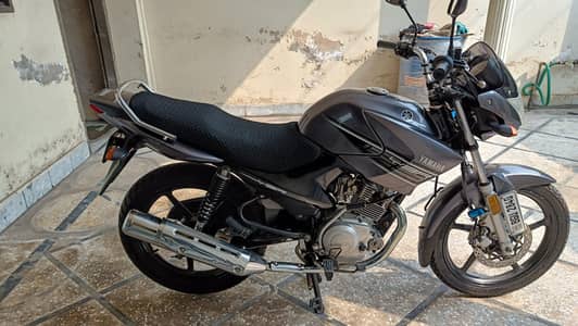 Yamaha YBR 125 (2015)