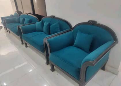 Urgent Sale Premium Quality 7 Seater Sofa Set