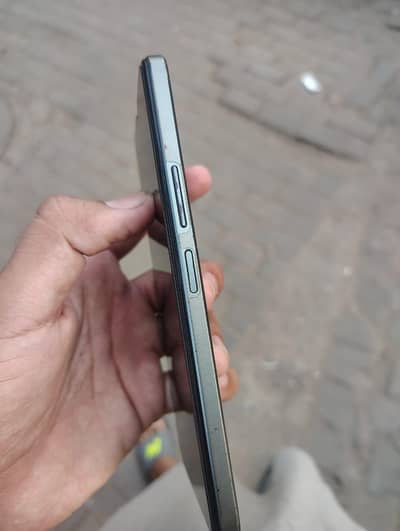 Vivo Y17s