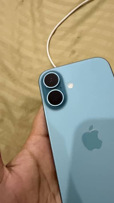 Apple iPhone 16 jv