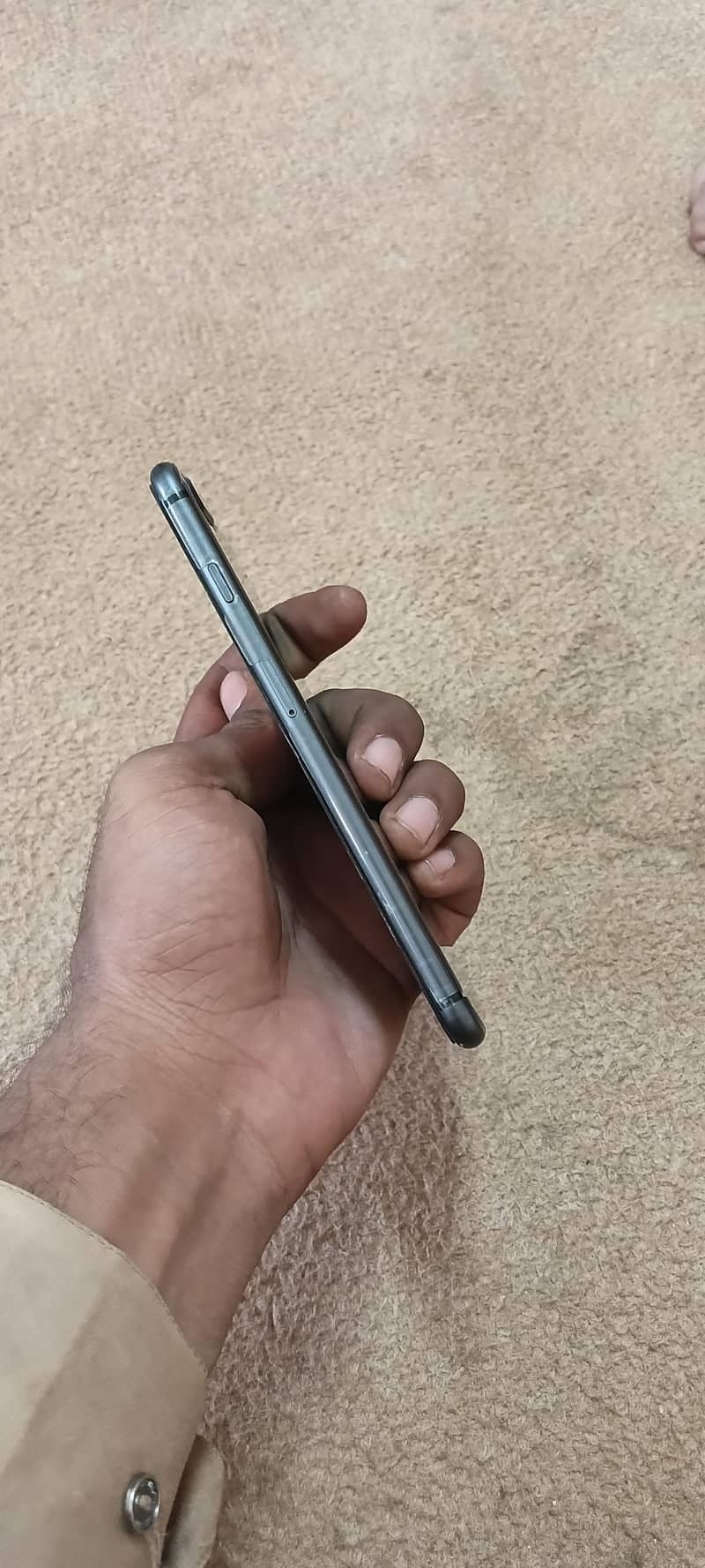 Apple iPhone 8 Plus 4