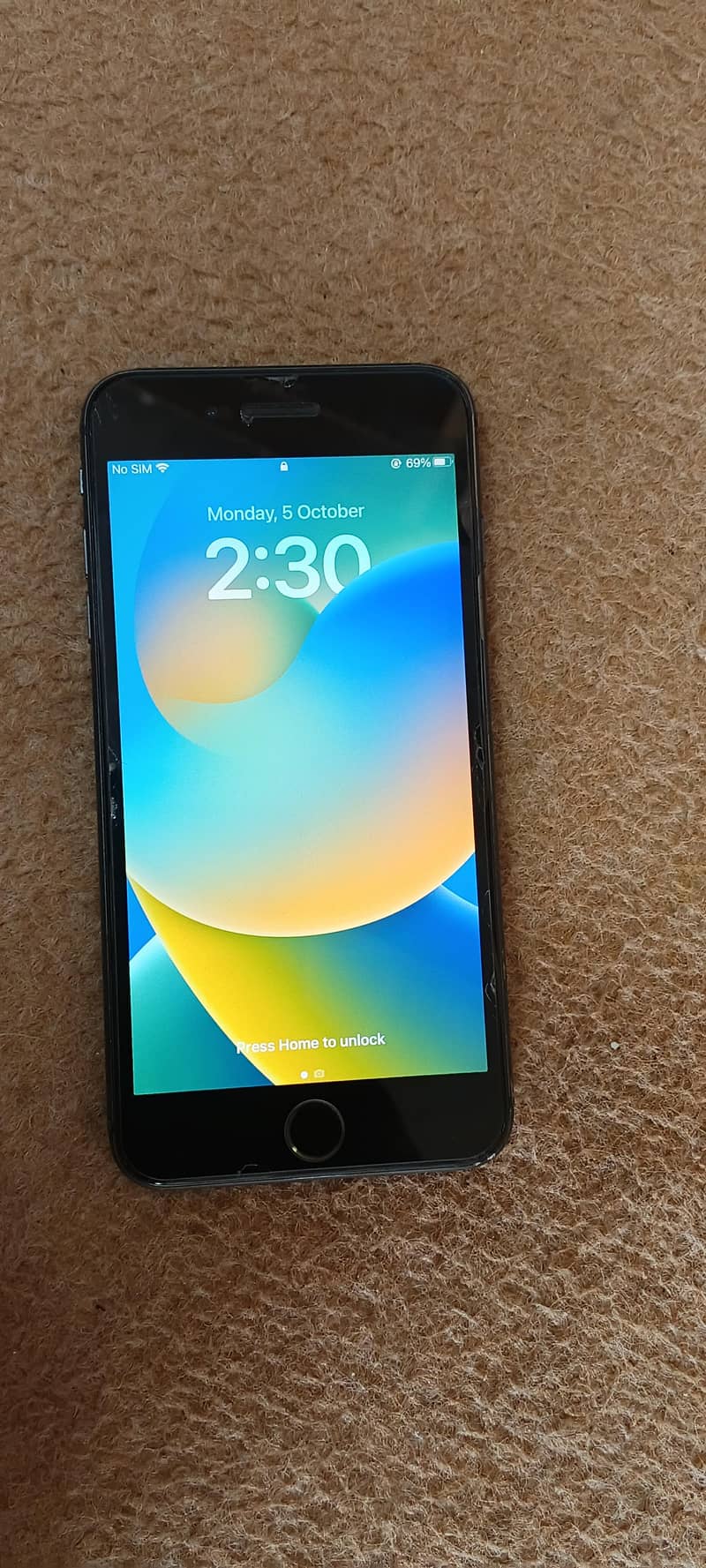 Apple iPhone 8 Plus 5