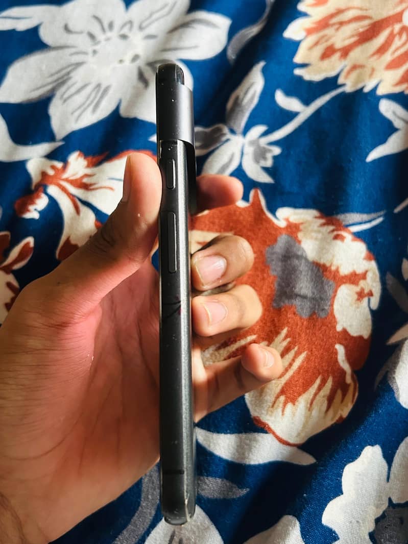 Google Pixel 8 1