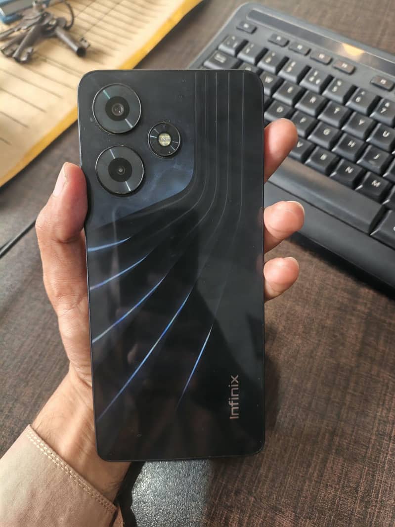 Infinix hote 30 1