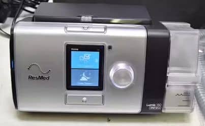 BiPAP (CPAP) Machine with Humidifier | Excellent Condition