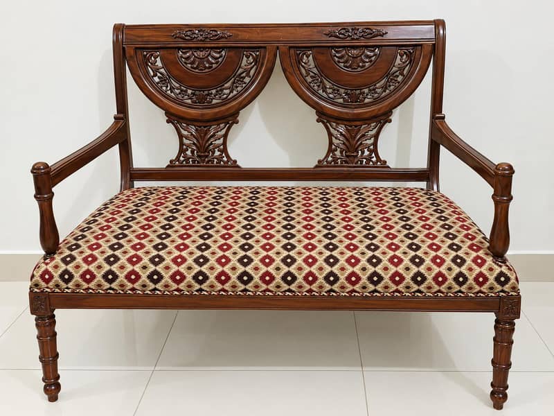 4 seater sofa settee 0