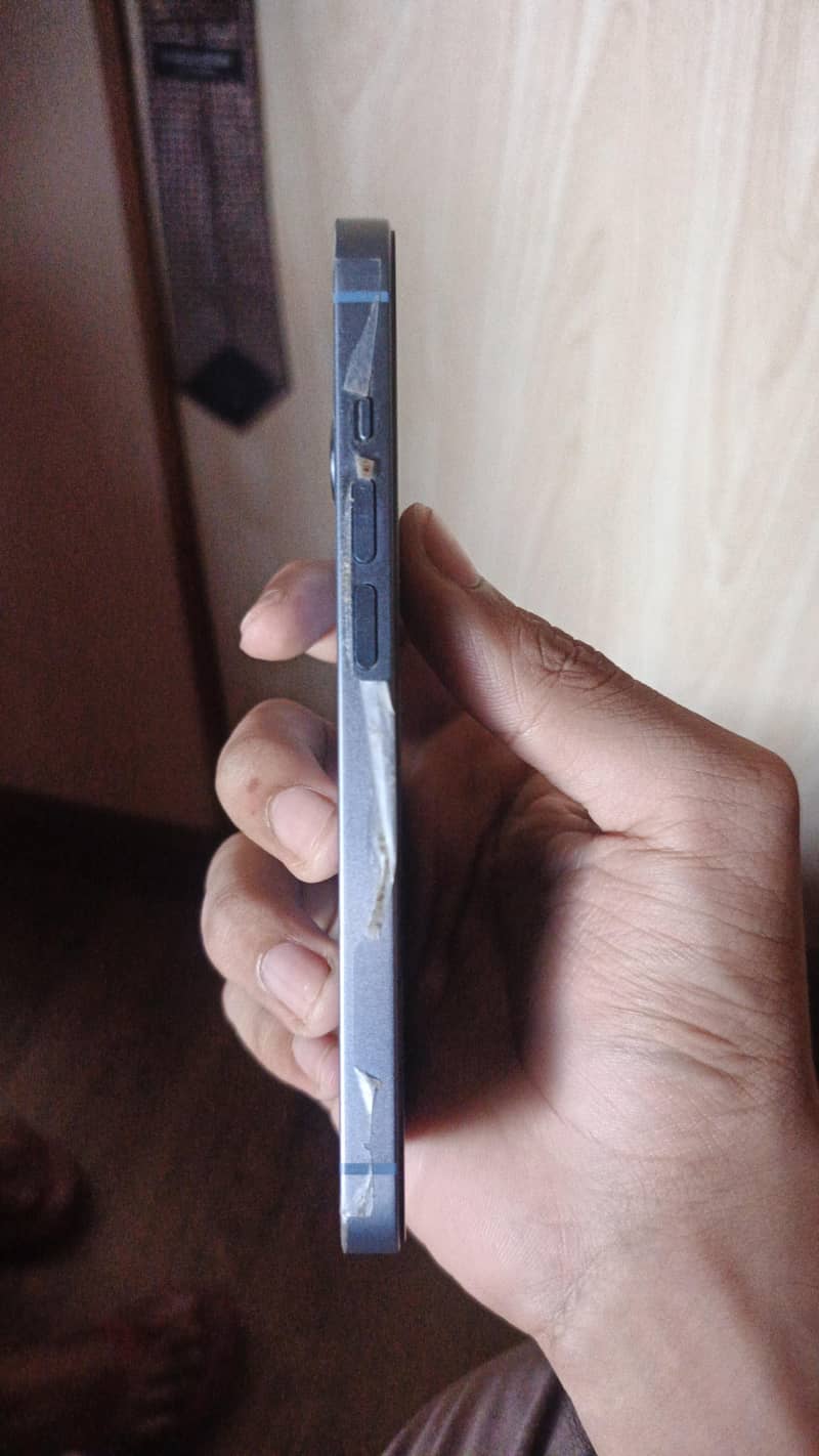 Apple iPhone 14 2