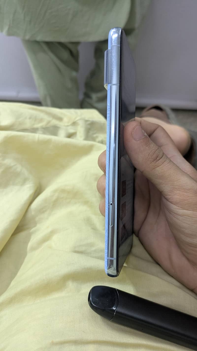 Google Pixel 8 Pro 1