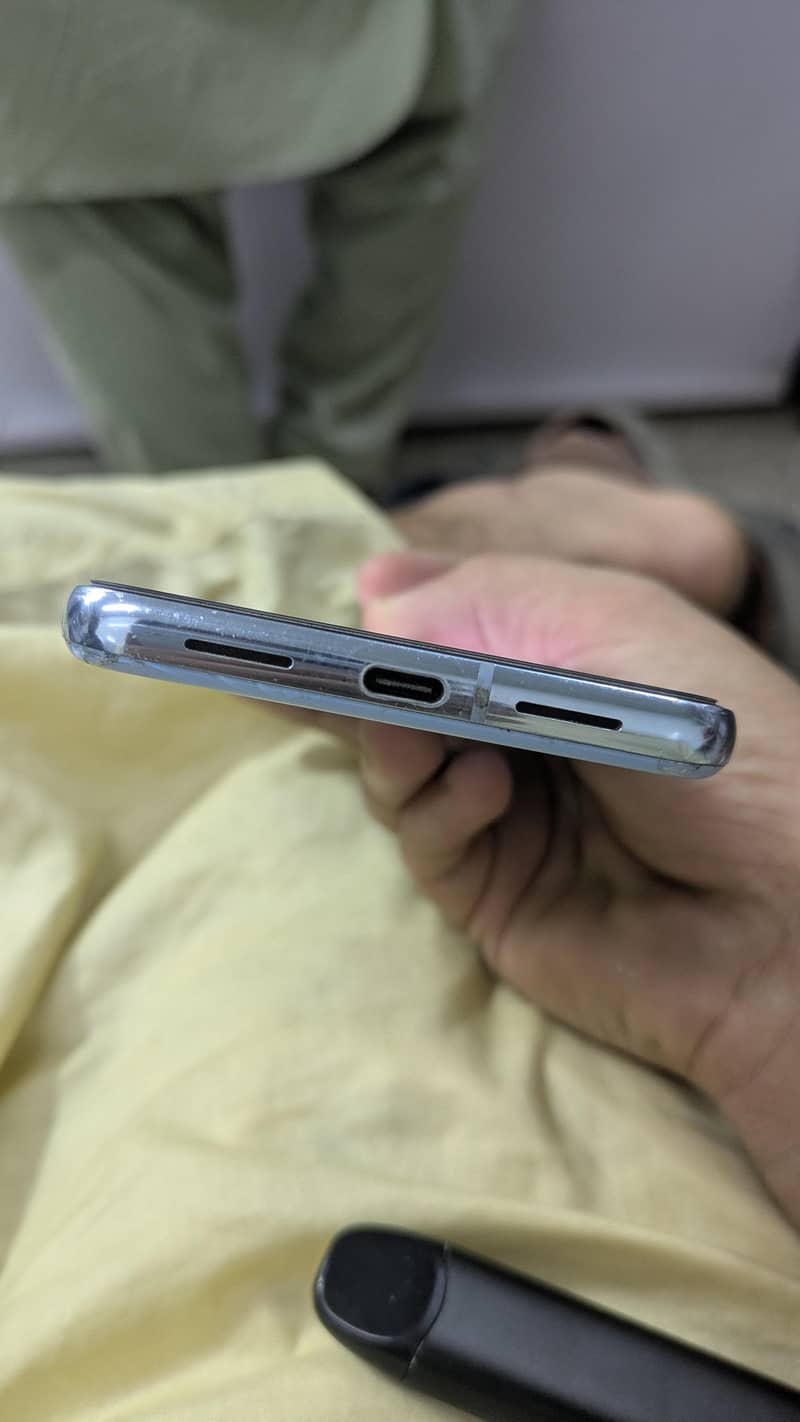 Google Pixel 8 Pro 5