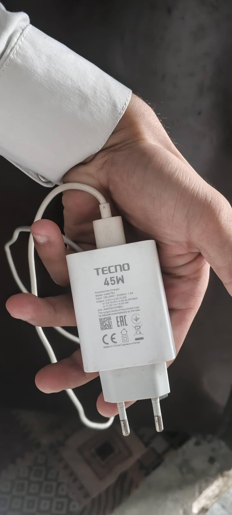 Tecno spark 40 pro plus 4