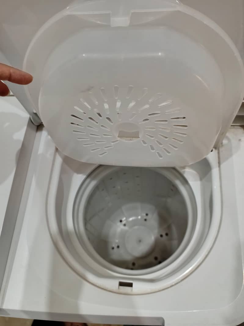 Washing Machine with Dryer 1