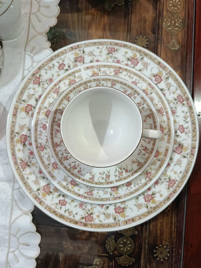 Tea set x2 1