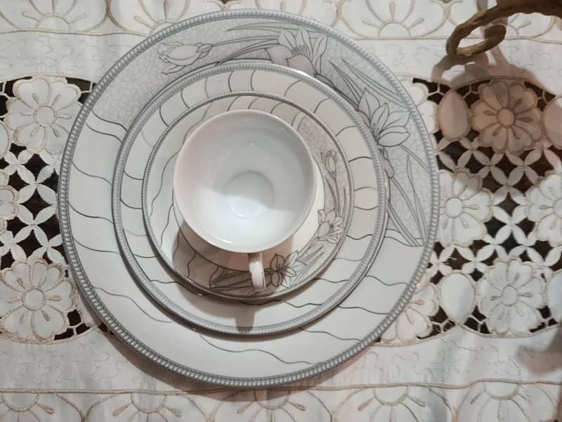 Tea set x2 9
