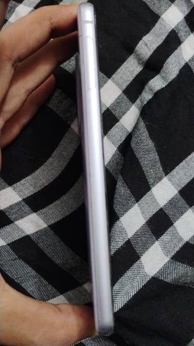 Samsung Mobile S21 FE