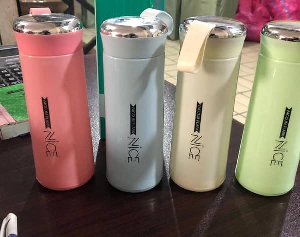 T  Premium NICE 400ml Glass Water Bottle - Insulated for Ultimate Freshness - Perfect for School, Gym, and Office Use - Durable Glass/Plastic Hybrid Construction - Leakproof Design - Stay Hydrated in Style