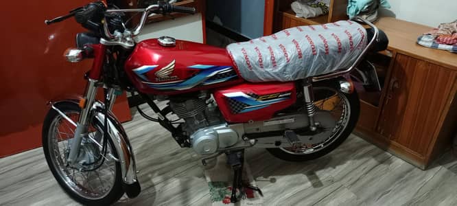Honda 125 2024 model Karachi numbr