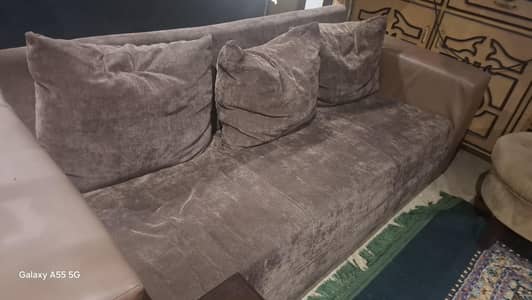 selling sofa