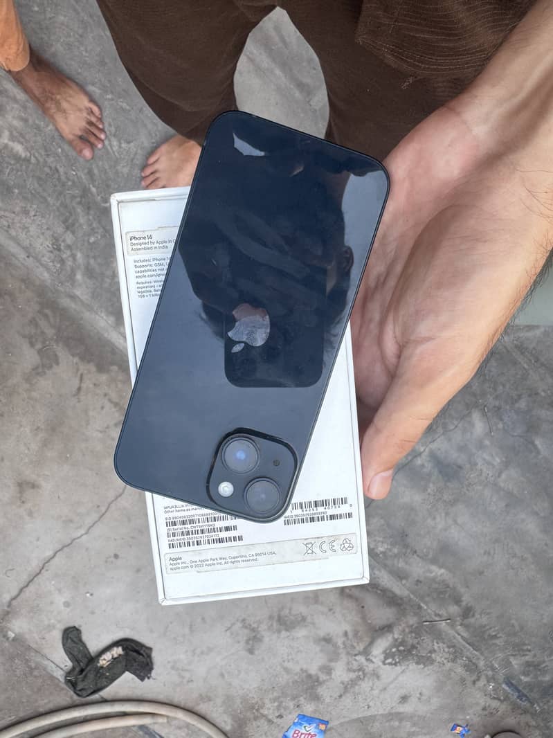 Apple iPhone 14 2