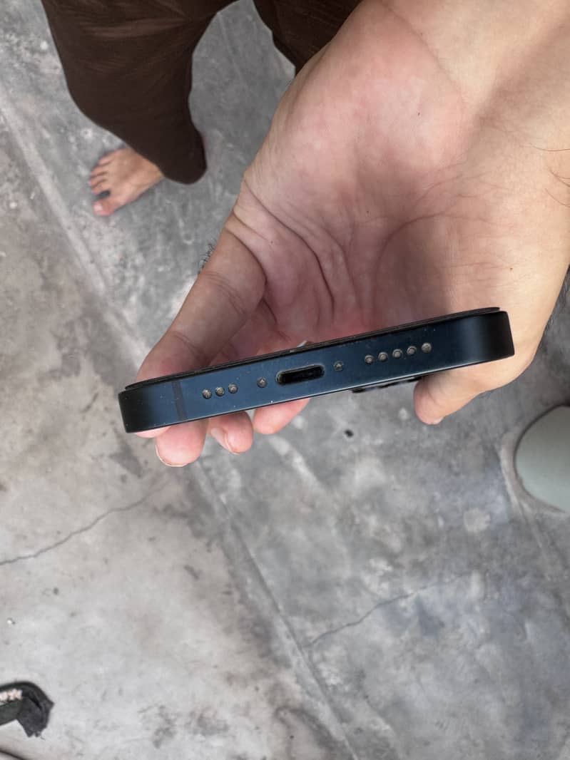 Apple iPhone 14 5