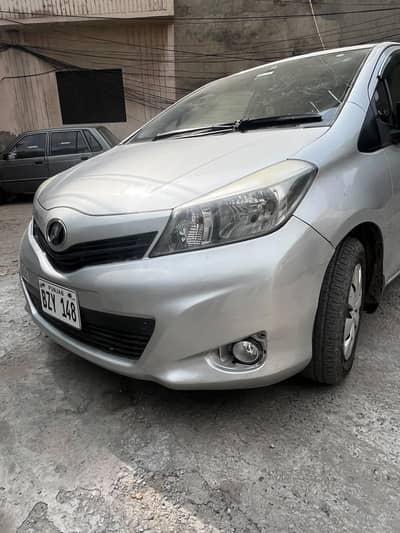 Toyota Vitz 2013