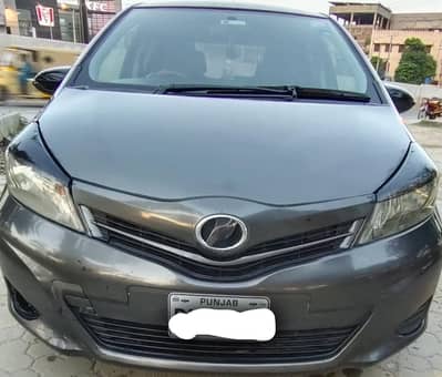Toyota Vitz 2011