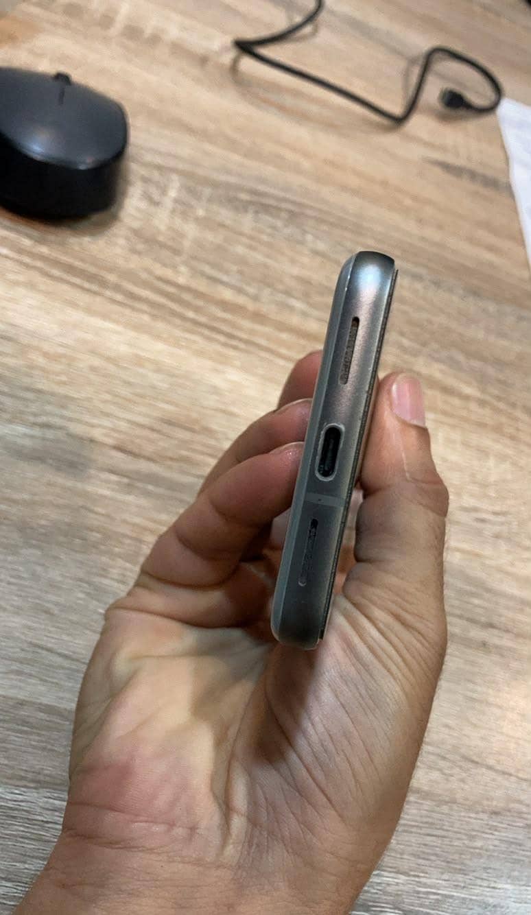 Google Pixel 8 3