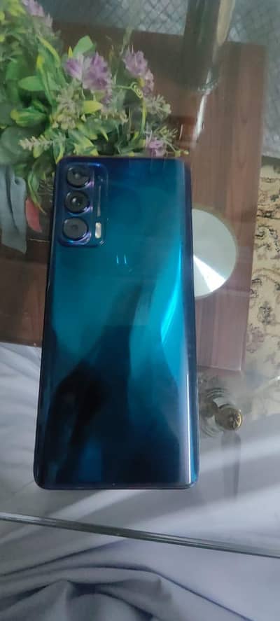 Motorola edge 2021