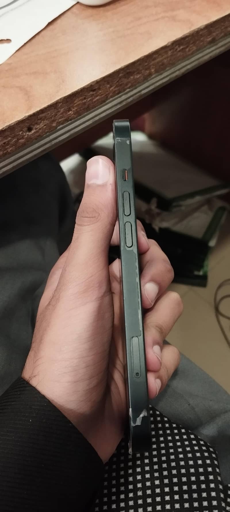 Apple iPhone 13 1