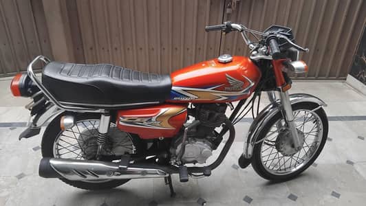 Honda 125 Complete Documents  Original Engine with genuine condition