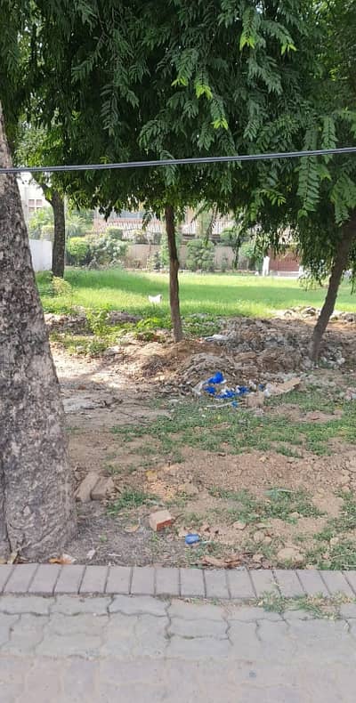 32 MARLA PLOT FOR SALE AT SARWAR ROAD