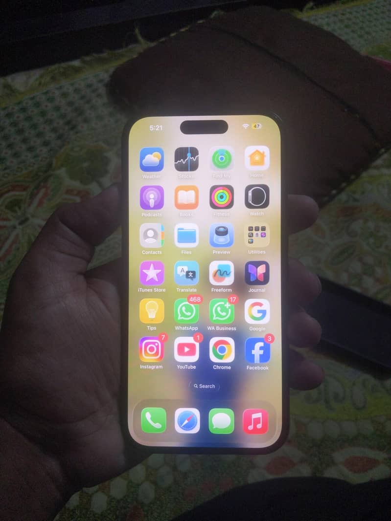 Apple iPhone 15 0
