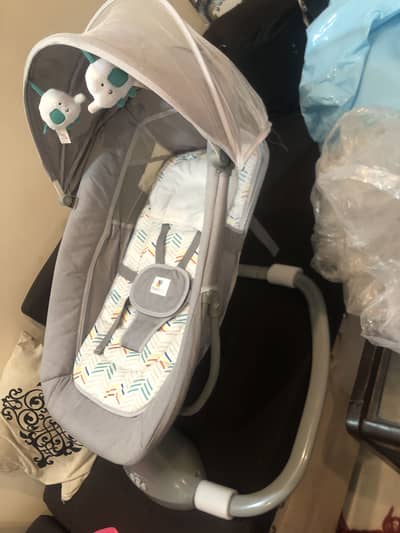 Electric swing mastila