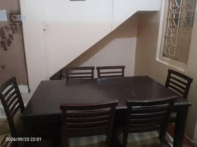 Table with 6 Chairs