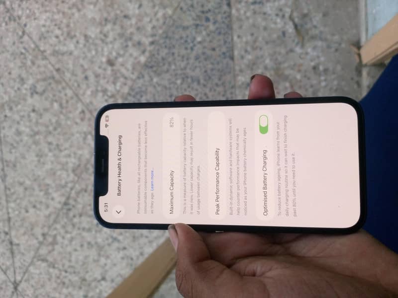 Apple iPhone 12 2