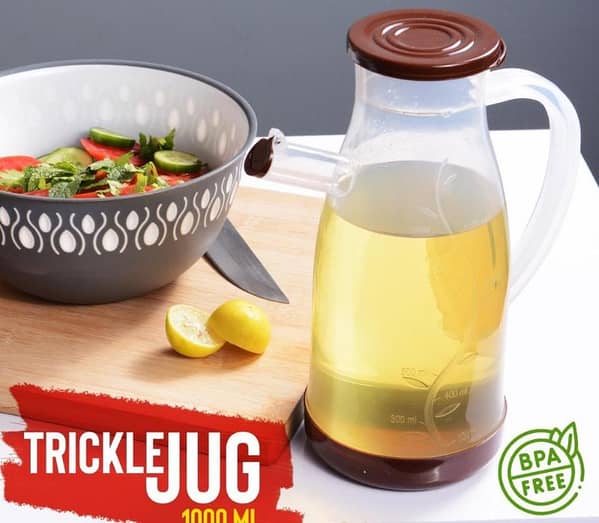 T  Trickle Jug 1000ml Oil / Vinegar Pourer Dispenser - Oil Bottle - Spray Bottle - Oil Dispenser - Gadget Cooking Tools For BBQ, Baking, Frying, Salad,