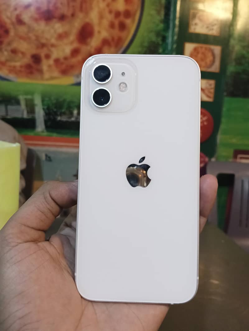 Apple iPhone 12 0