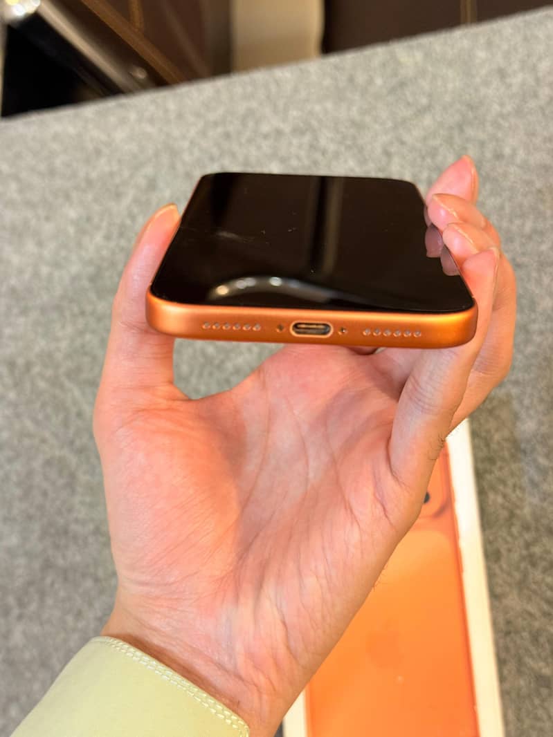 iPhone 17 Pro Max 6