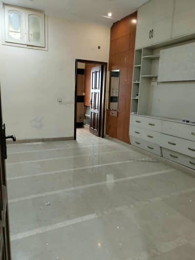 8 marla Upper portion available for rent in E11