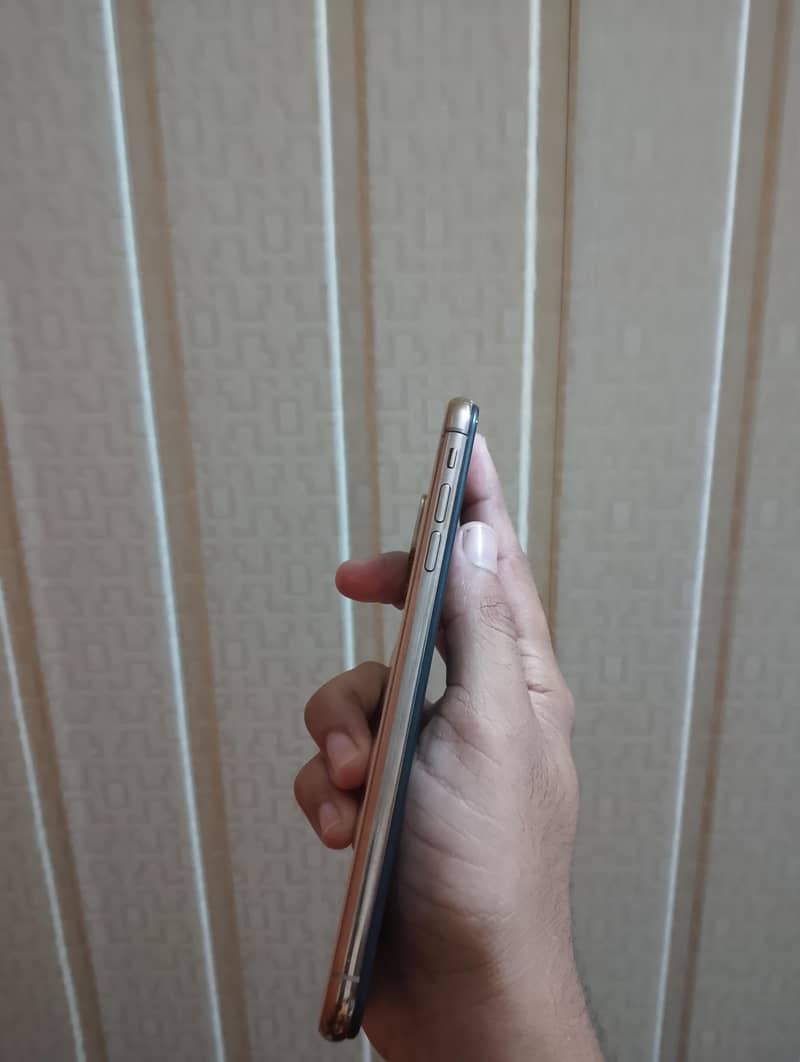 XSMAX 4