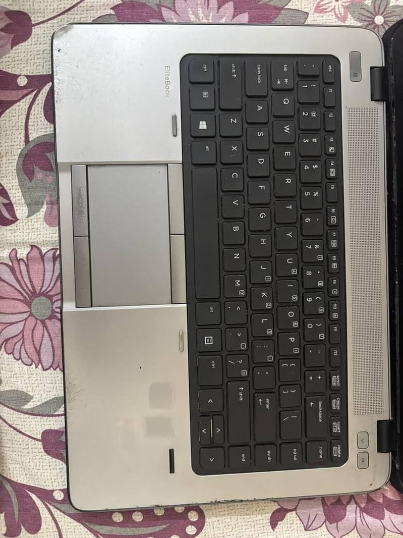 HP Core i5 0