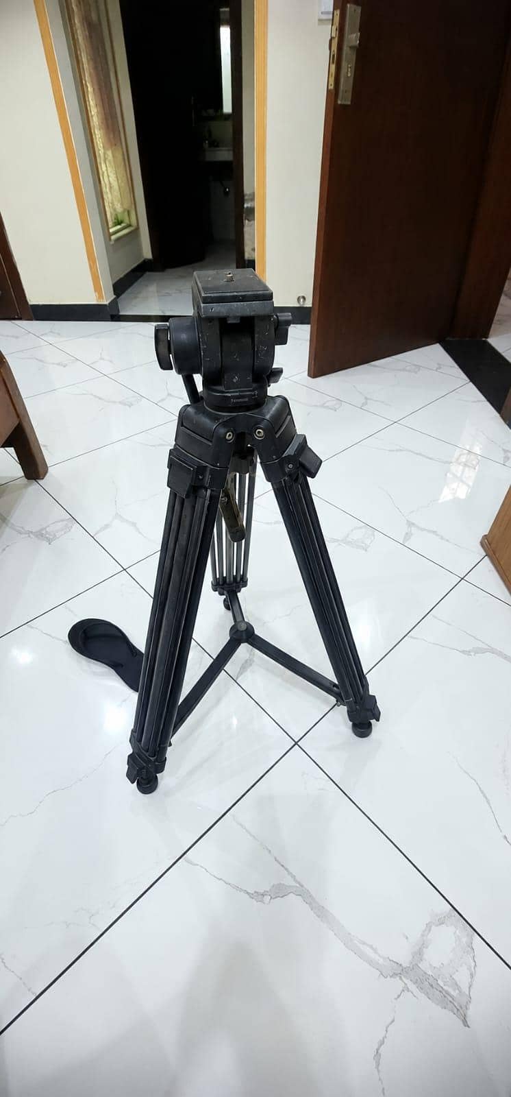 libec 650EX Tripod System 0