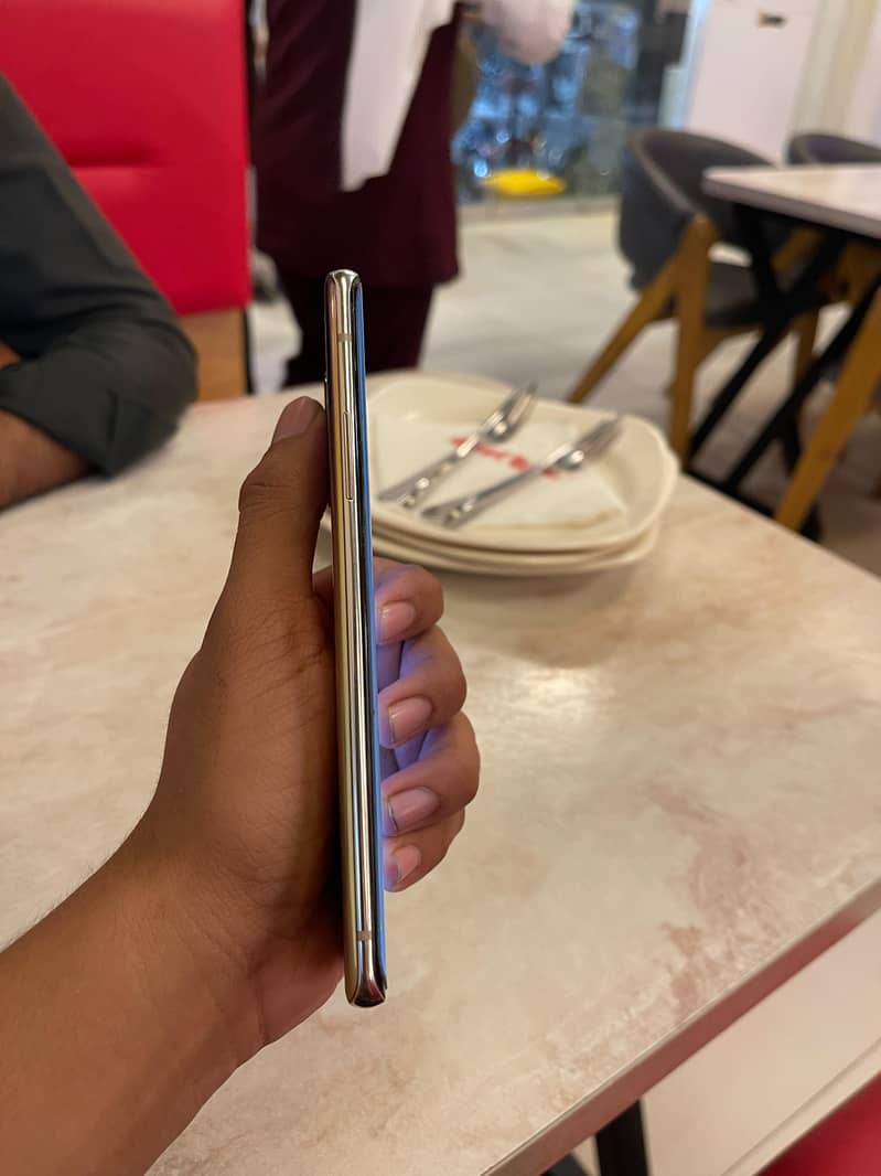 One Plus 8 4