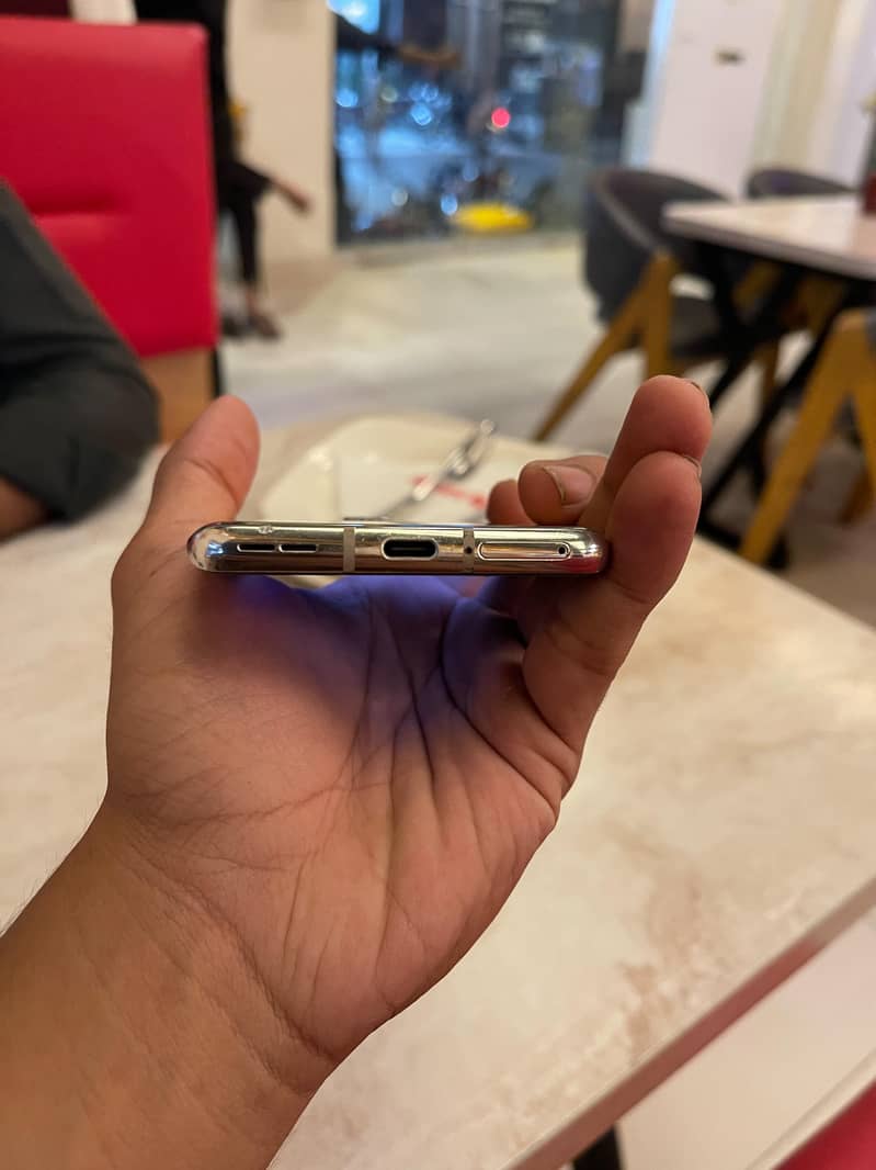 One Plus 8 5