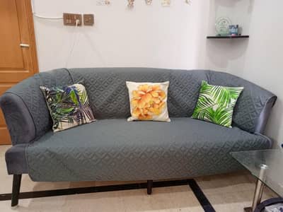 5 seater Sofa Set with Covers