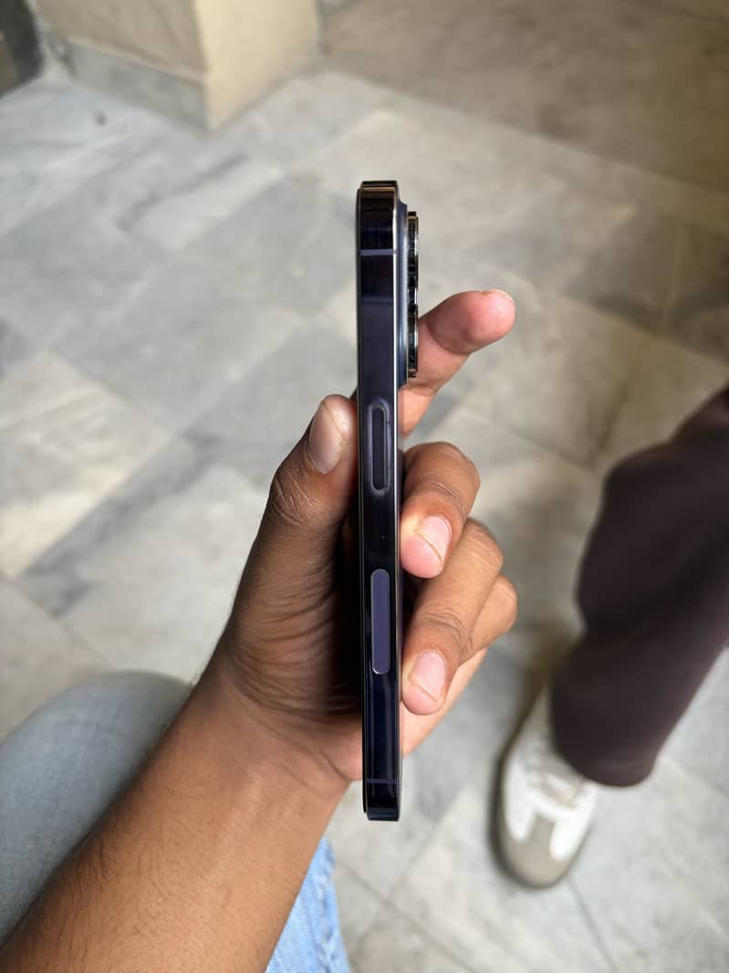 Apple iPhone 14 Pro 3