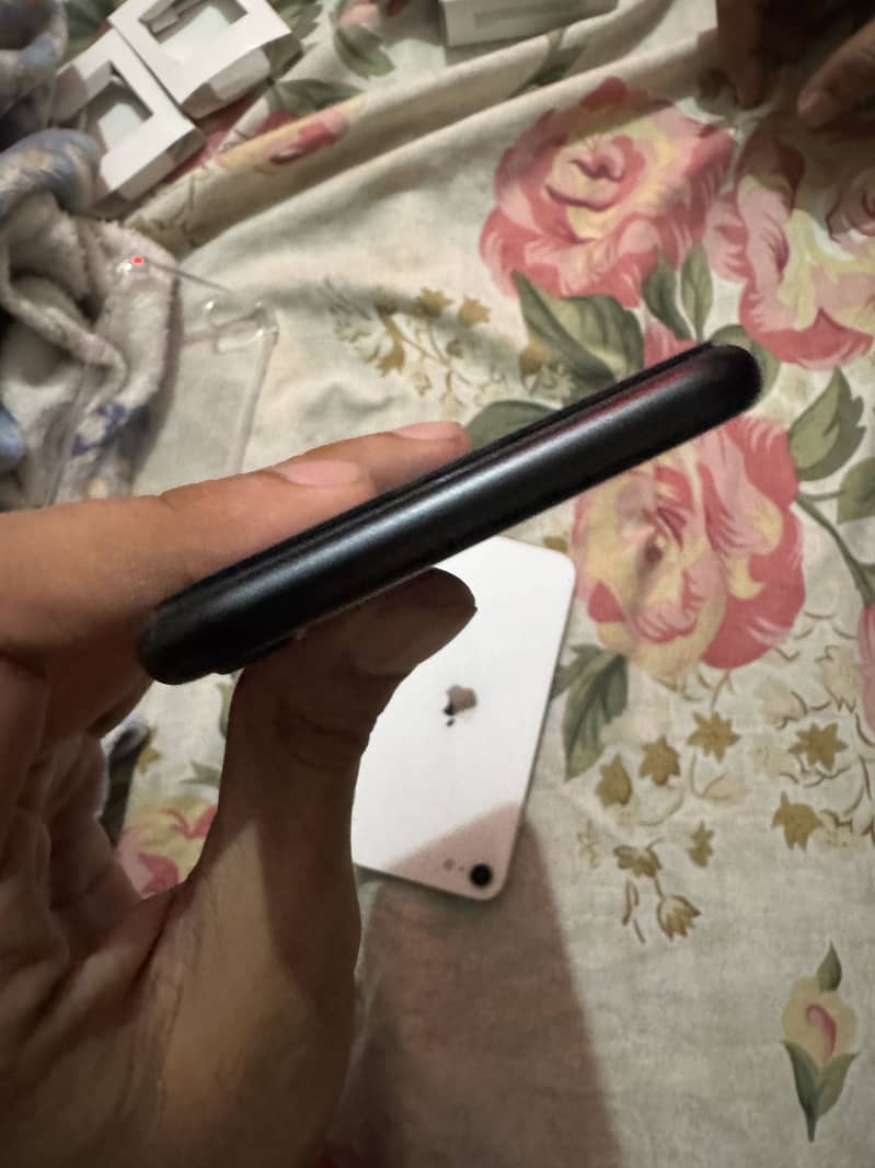 Apple iPhone SE 2