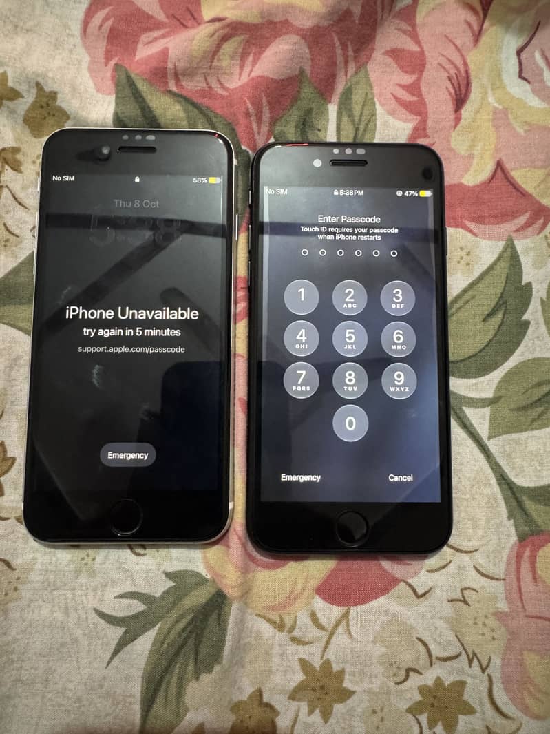 Apple iPhone SE 10