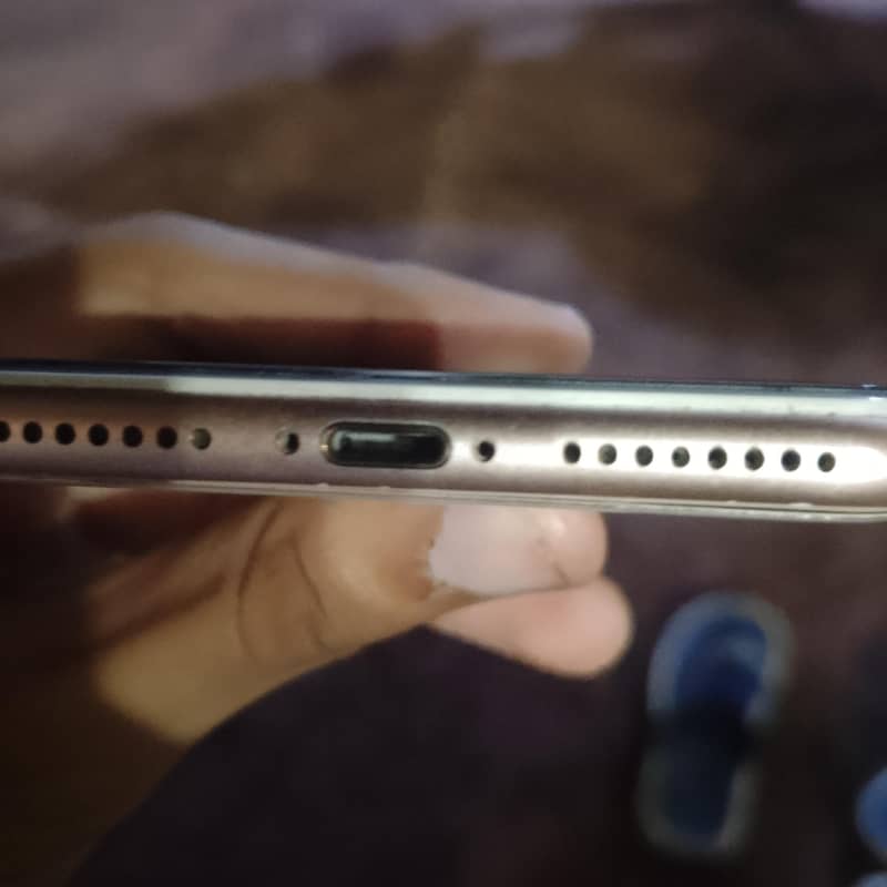 Apple iPhone 8 Plus 1