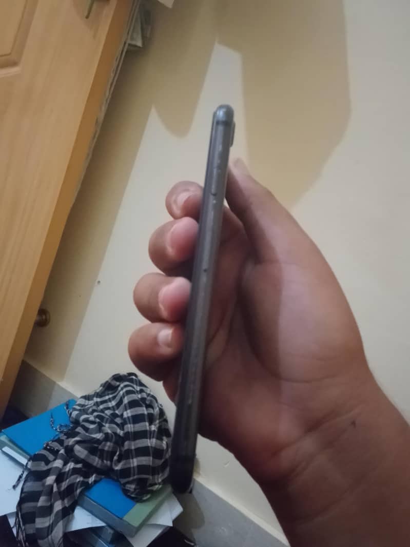 Apple iPhone 8 2
