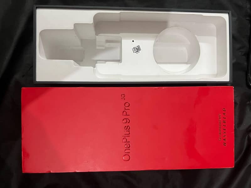 One Plus 9 Pro 6